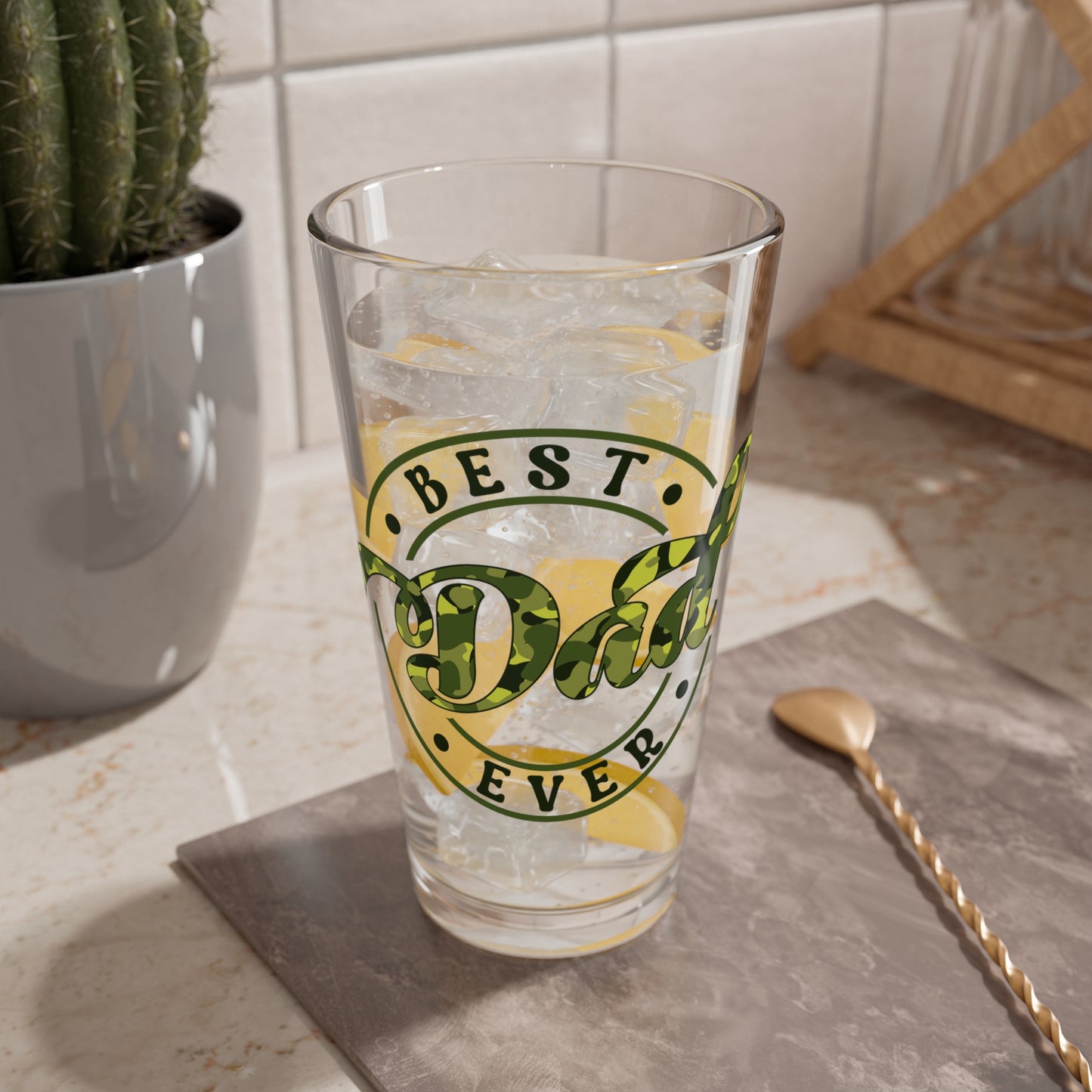 Best Dad Ever Mixing Glass, 16oz - Perfect Gift for Father's Day, Birthdays, Home Bar, Collectibles, Handcrafted Drinkware