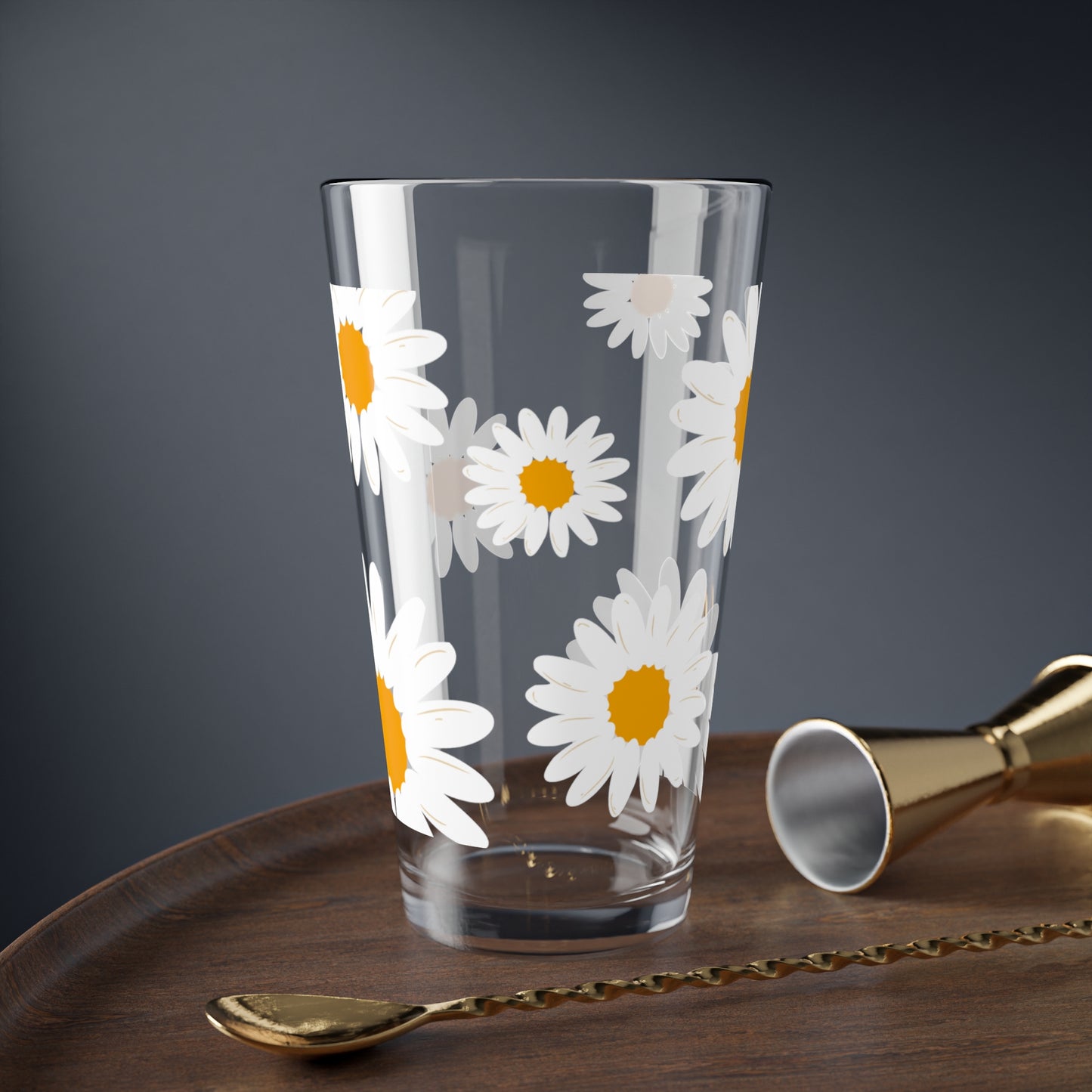 Daisy Mixing Glass, Floral Beverage Glass, 16oz Drinkware, Kitchen Decor, Gift for Garden Lovers, Spring Entertaining