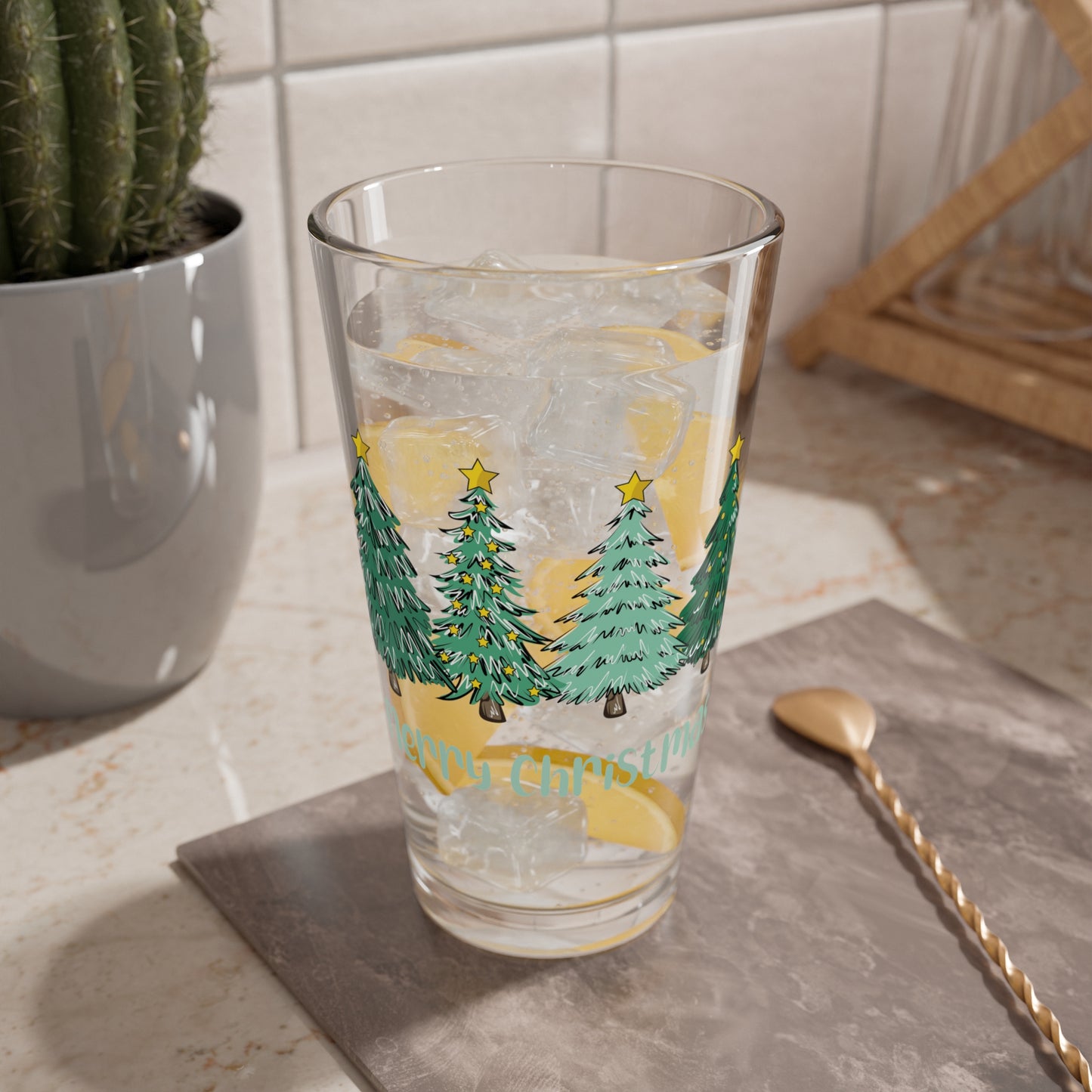 Merry Christmas Mixing Glass, 16oz Holiday Drinkware, Festive Glassware for Christmas, Cheerful Barware, Seasonal Home Decor